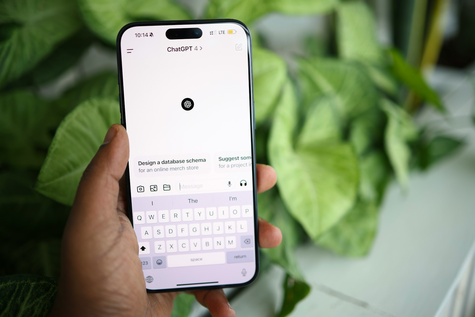 ChatGPT Jadi AI Paling Banyak Digunakan di Indonesia