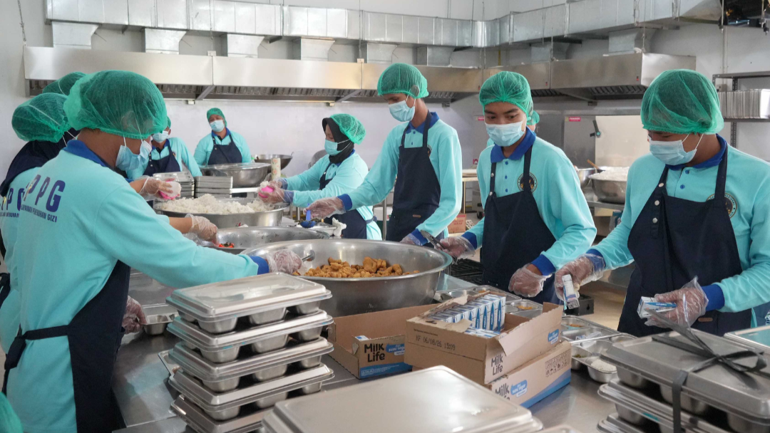 Kepala BGN Wajibkan Kepala SPPG Ada di Dapur saat Jam Masak