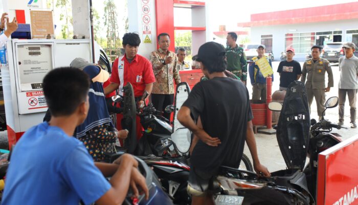 Di Bone, Kendaraan Boleh Isi BBM Subsidi Jika Bahan Bakar Tersisa Satu Bar