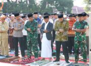 Kekeringan Melanda, Ribuan Warga Bone Salat Istisqa di Lapangan Merdeka