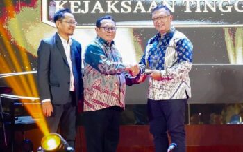 Kejati Aceh Raih SMSI Aceh Award 2026 Kategori Institusi Penegak Keadilan Restoratif Kejati Aceh Raih SMSI Aceh Award 2026 Kategori Institusi Penegak Keadilan Restoratif