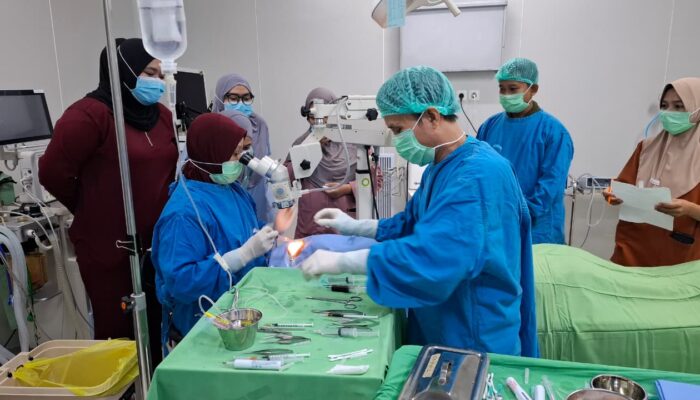 11 Warga Palopo Jalani Operasi Katarak Gratis di RSUD Sawerigading