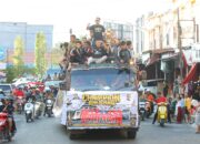 Ribuan Warga Bone Arak Trofi Piala Gubernur Sulsel 2026 Keliling Watampone