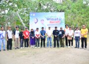Pemkot Palopo dan Warga Bersihkan Pantai Labombo Jelang Hari Pariwisata Dunia