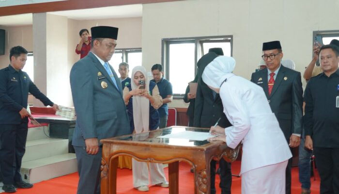 Bupati Luwu Lantik 93 Pejabat, Tekankan Integritas dan Pelayanan Publik