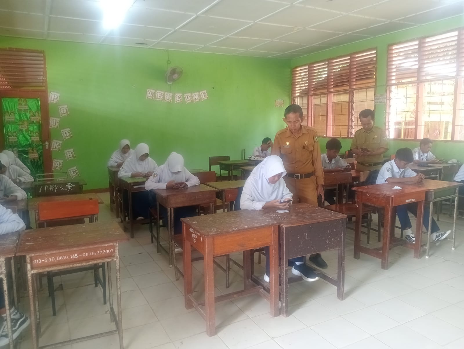 SMPN 2 Bua Mulai Terapkan Sumatif Tengah Semester Berbasis Digital