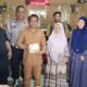 Bupati Sidrap Serahkan Bantuan kepada Tiga Warga Teteaji Korban Kebakaran