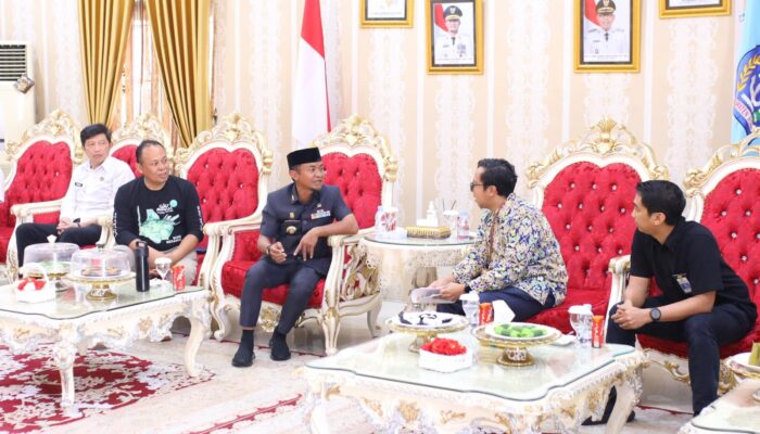 Bupati Bone Bahas Pengoperasian IPLT Passippo Bersama Balai Kementerian PU