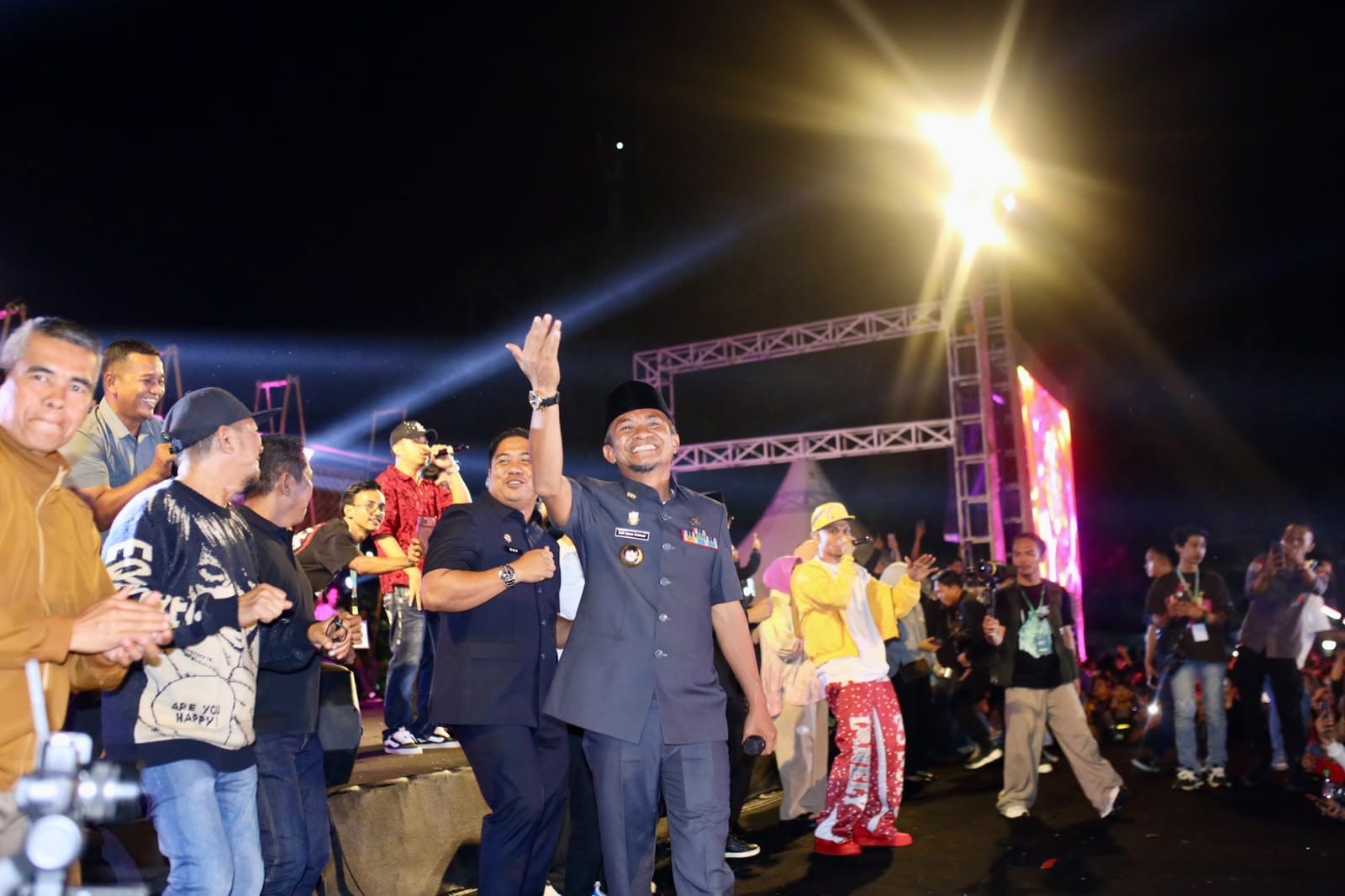 Sirau Sulo hingga Jacson Zeran Meriahkan Penutupan Gau Maraja 2026