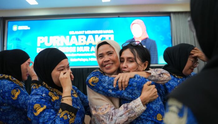 Penuh Haru, Pemkot Palopo Lepas Masa Purnatugas Kepala Disdukcapil