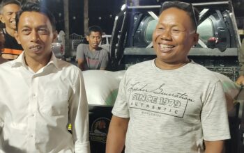 Panen 161 Karung Gabah, Petani Tallumae Bawa Hasil Panen ke Rujab Bupati Sidrap