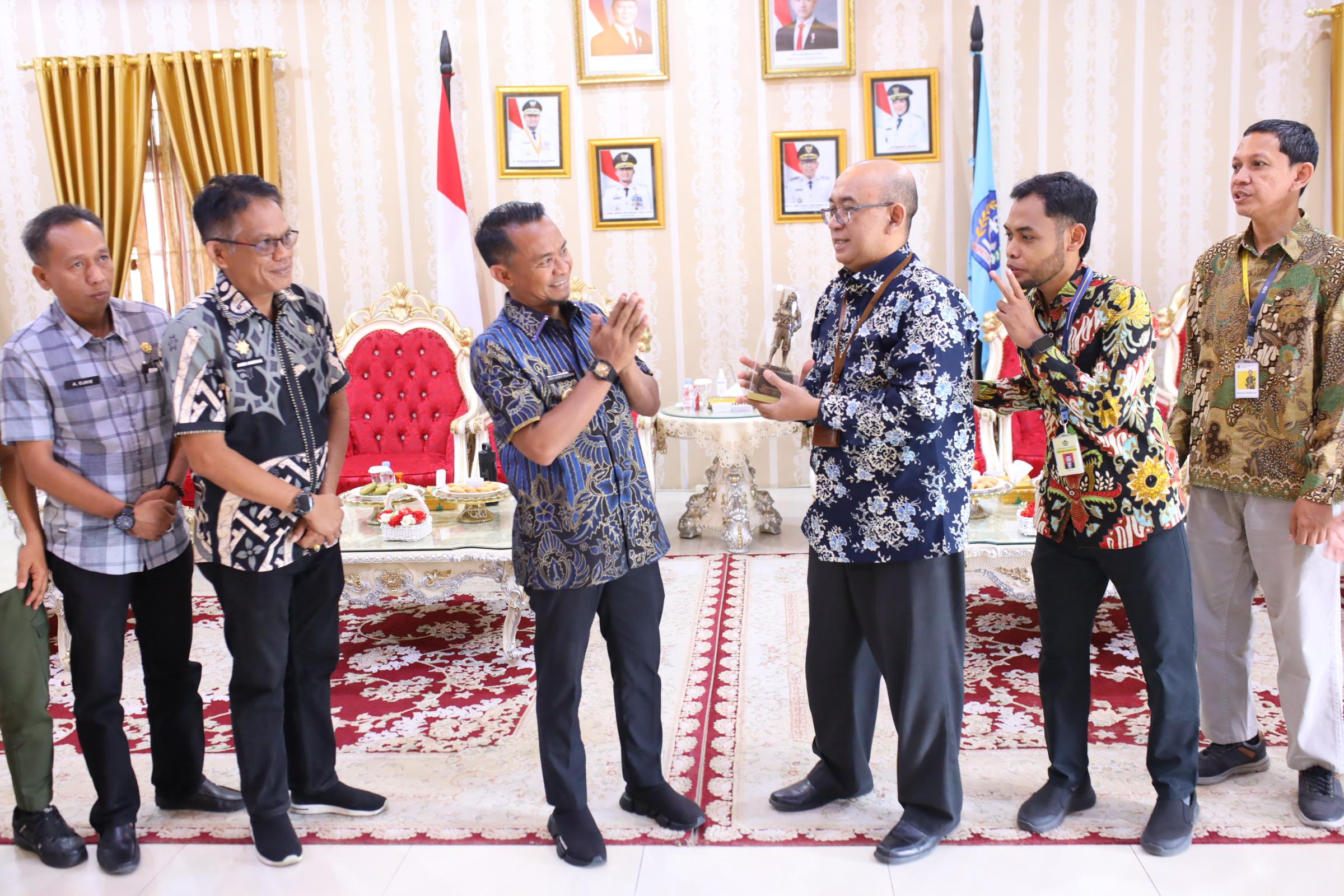 Bupati Bone Dorong Pendampingan UMKM dan Edukasi Pajak Bersama KPP Watampone