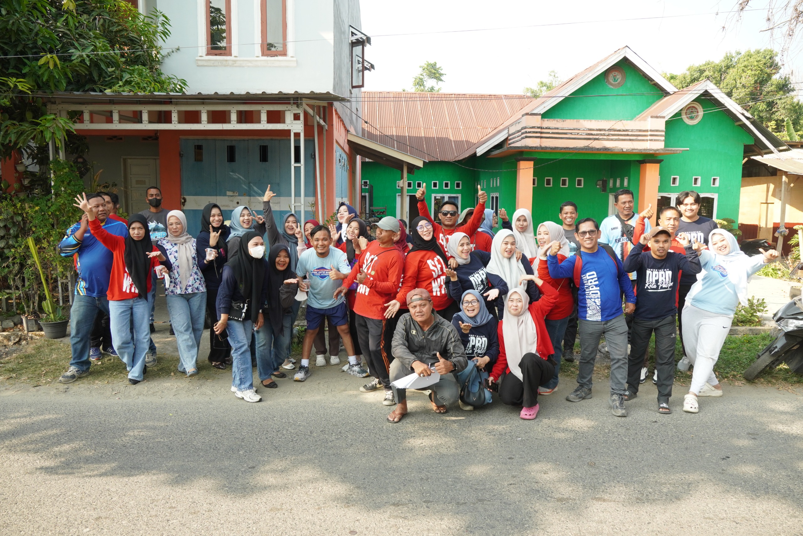 Pemkot Palopo Gelar Kerja Bakti Massal di Benteng
