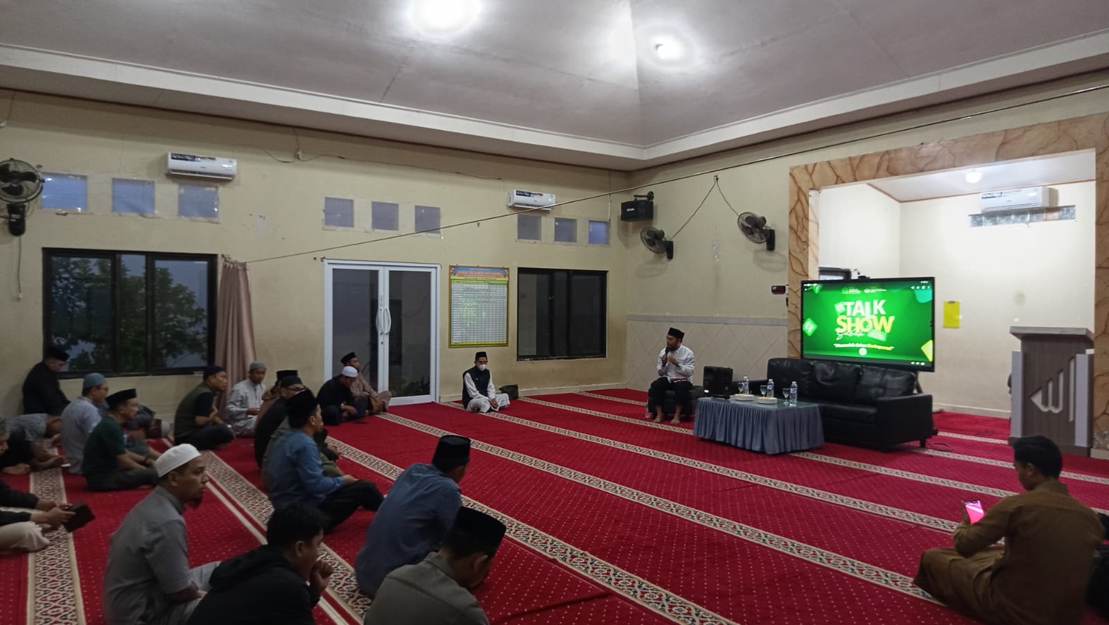 Koperasi Mitra Bone Bahas Muamalah Islam melalui Talk Show Subuh