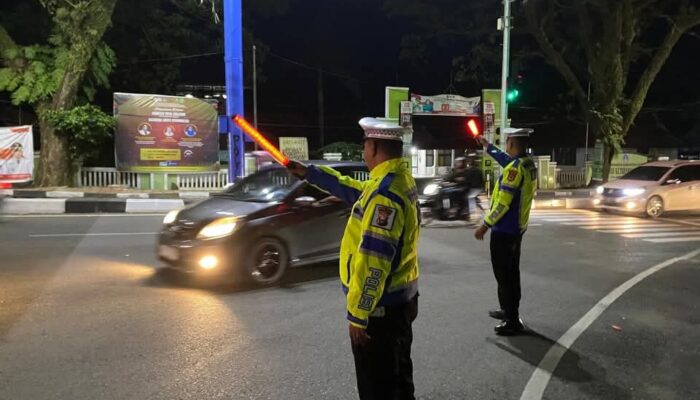 Kasat Lantas Bone Ajak Pengendara Disiplin Berlalu Lintas