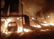 Rumah Panggung Warga Sipodeceng Ludes Terbakar, Diduga Akibat Korsleting Listrik