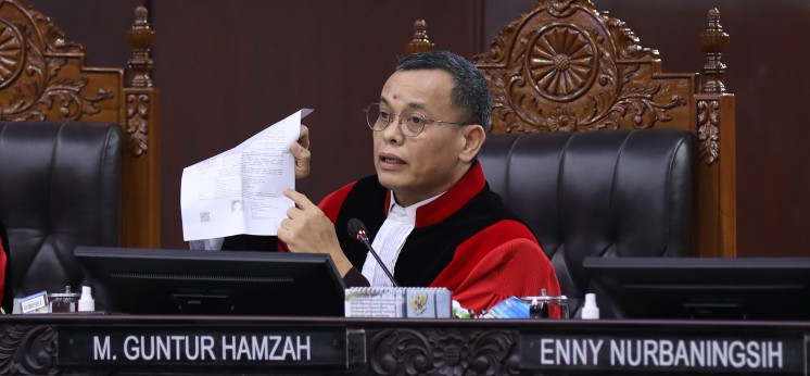 MK Tak Temukan Bukti Ijazah SMA Gibran