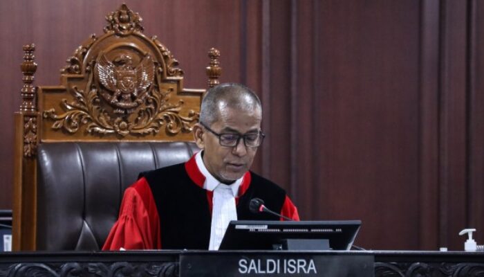 MK Putus Sengketa Syarat Pendidikan Gibran Malam Ini